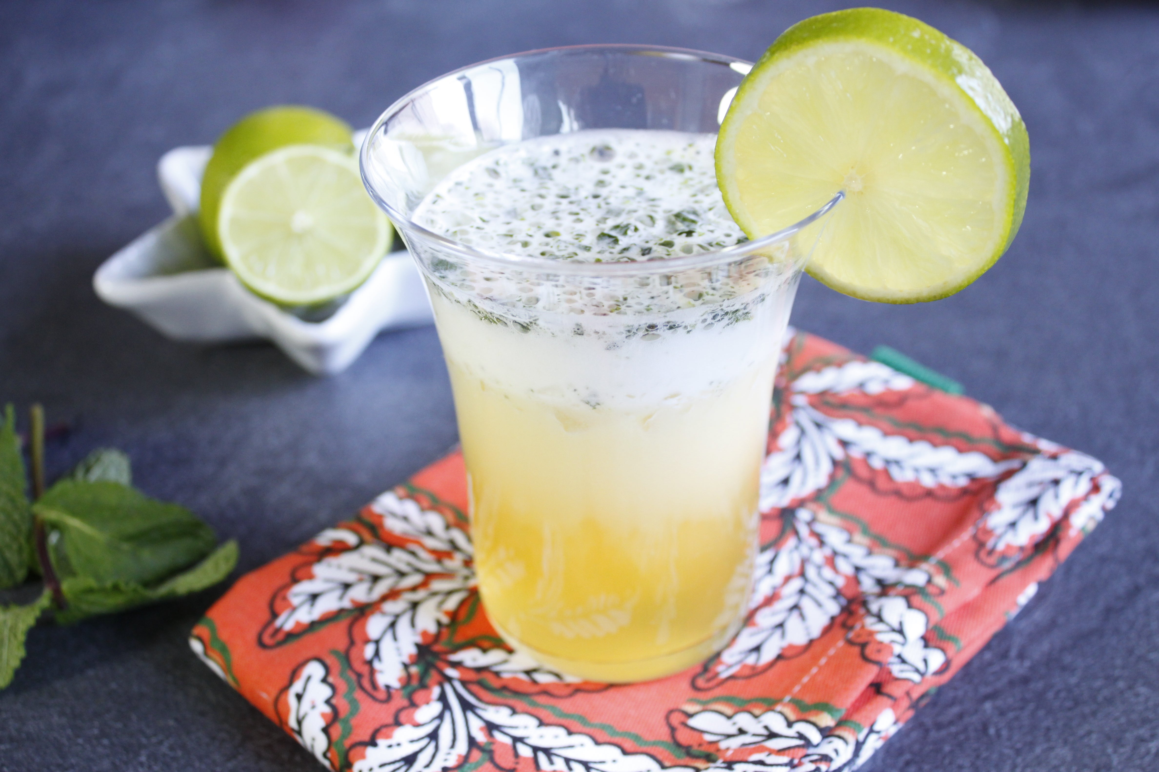 Virgin mojito (saveur Ananas-orange, Citron vert et Menthe)